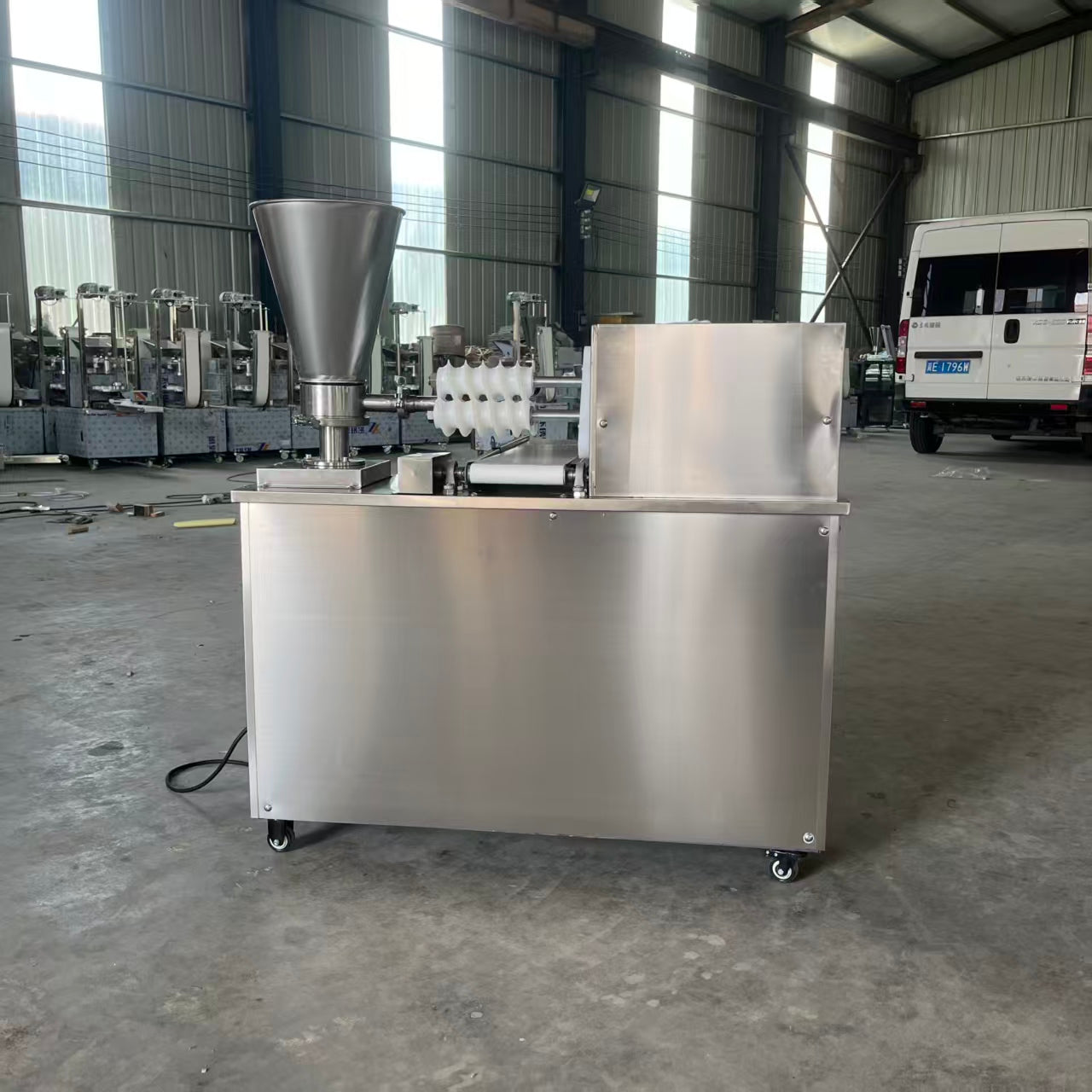 Automatic spiral dough ball rounding machine stainless steel body